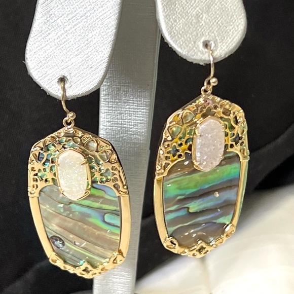 NWOT Rare & Retired Kendra Scott Deva Earrings Abalone Iridescent Drusy Yellow G - Picture 15 of 17